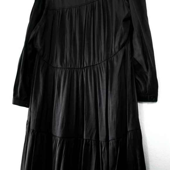 NWT Vici Tiered Long Sleeve Maxi Dress in Black Large - Picture 8 of 10